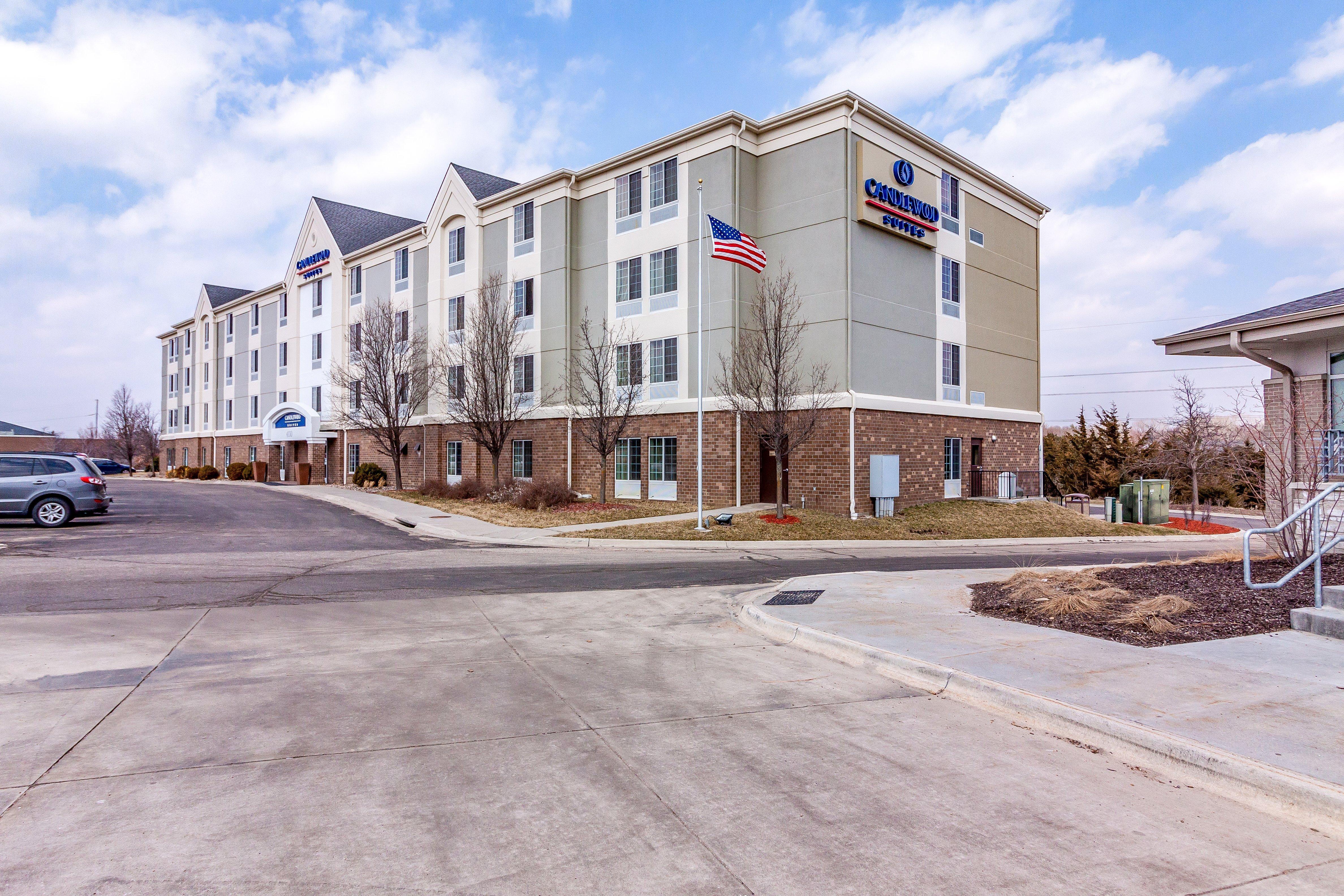 Candlewood Suites Lincoln By Ihg Extérieur photo