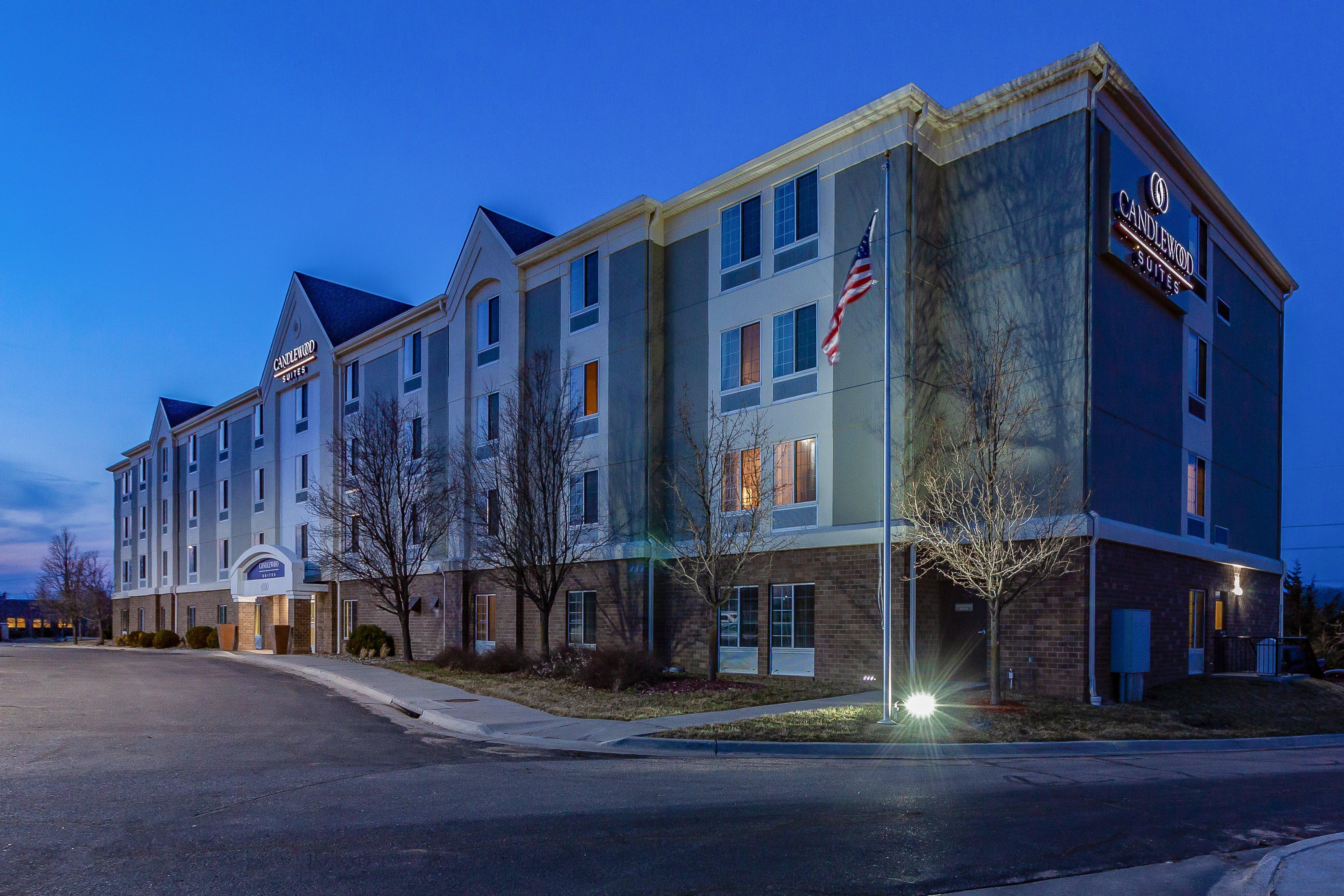 Candlewood Suites Lincoln By Ihg Extérieur photo
