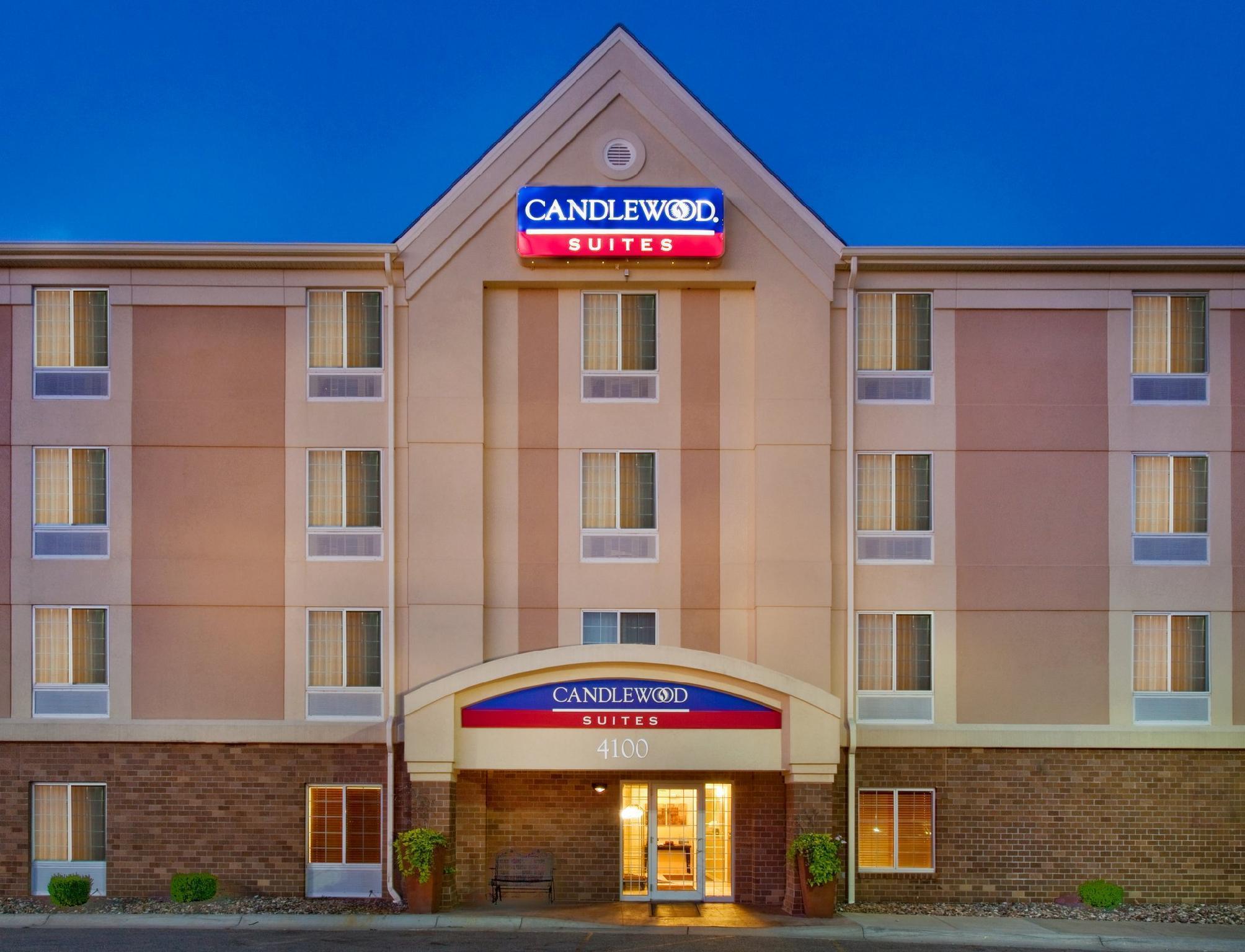 Candlewood Suites Lincoln By Ihg Extérieur photo