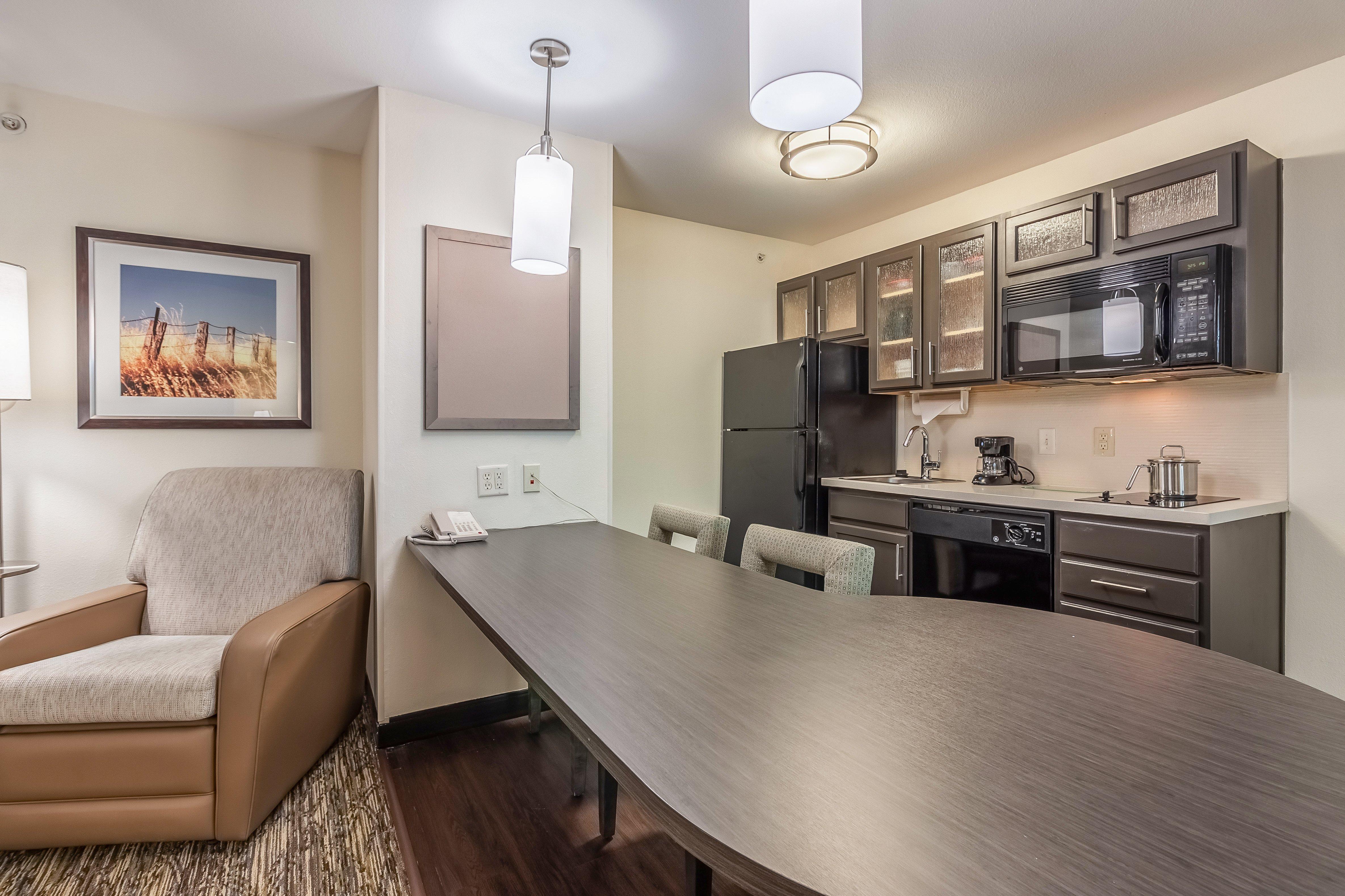 Candlewood Suites Lincoln By Ihg Extérieur photo