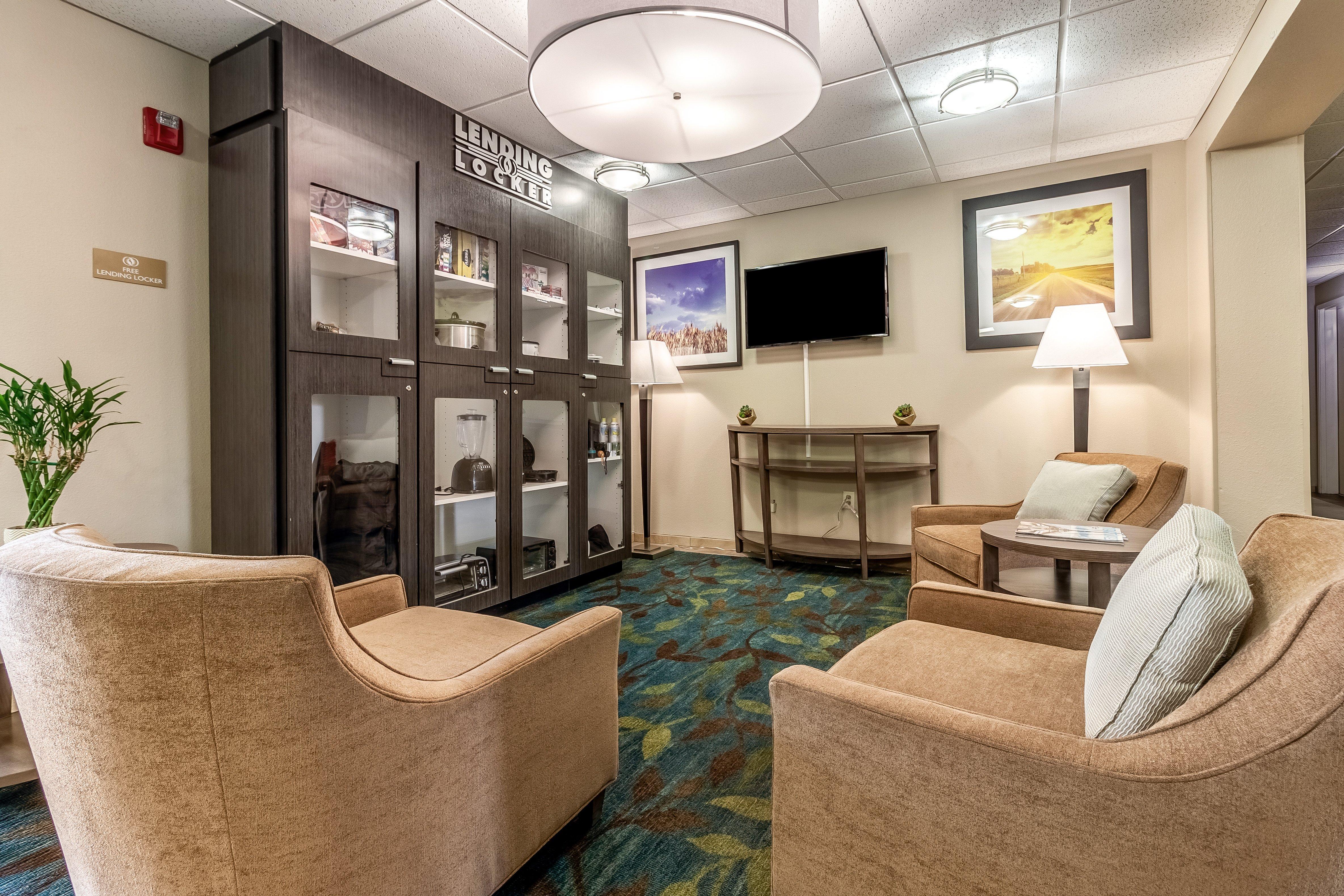 Candlewood Suites Lincoln By Ihg Extérieur photo