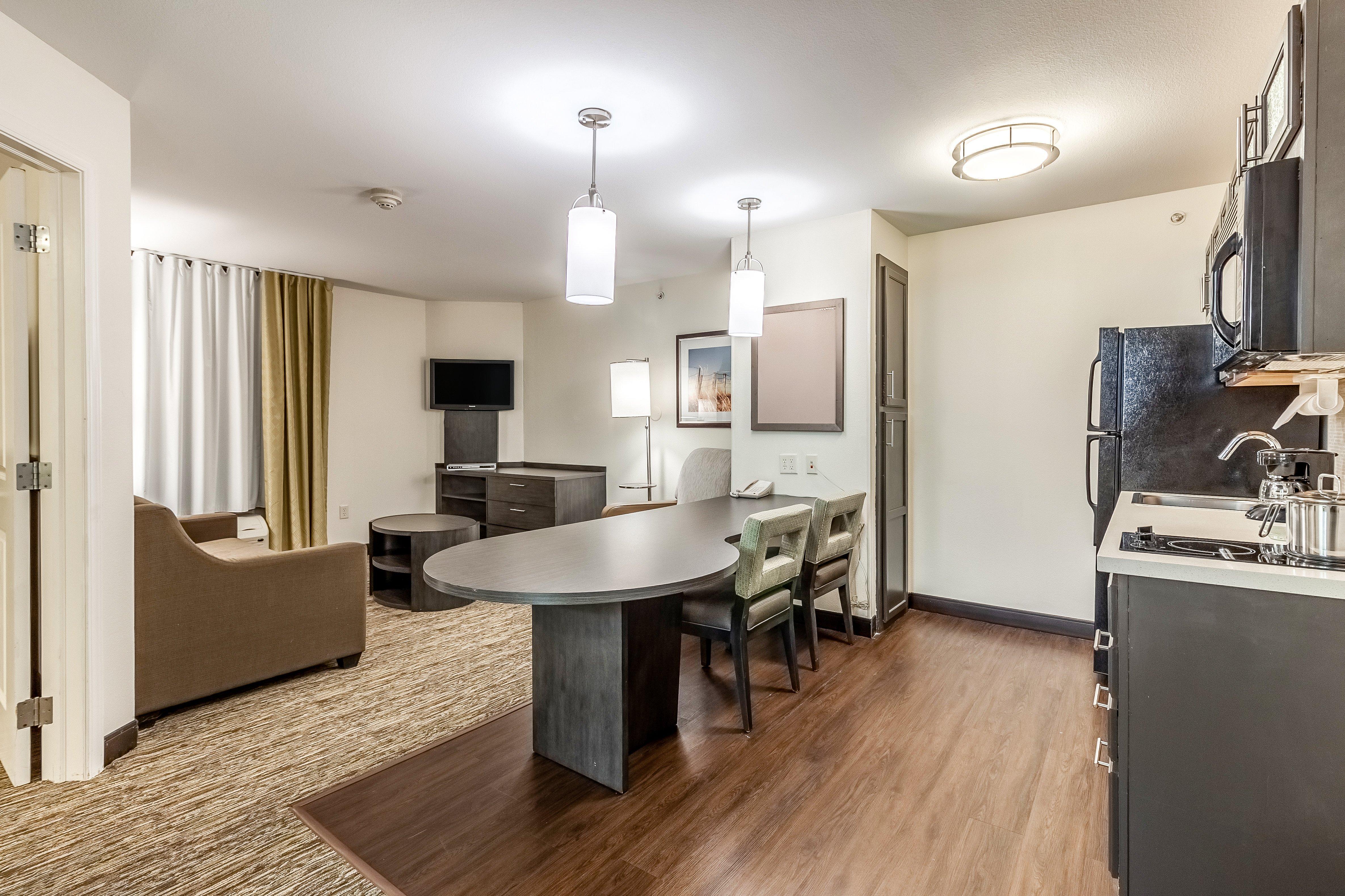 Candlewood Suites Lincoln By Ihg Extérieur photo