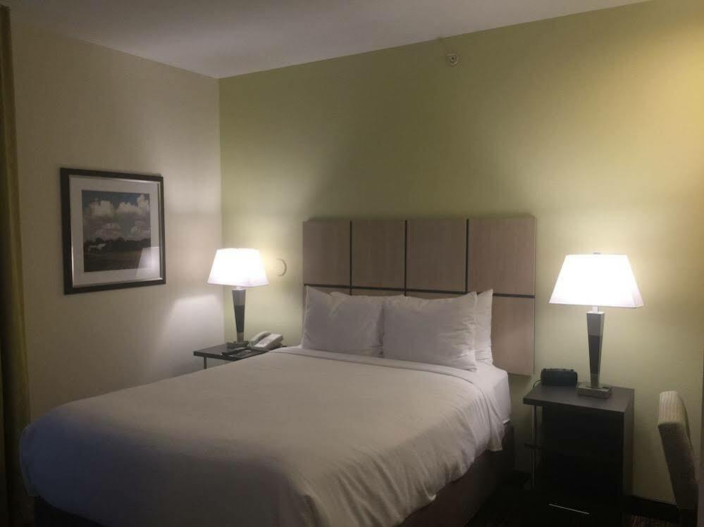 Candlewood Suites Lincoln By Ihg Extérieur photo