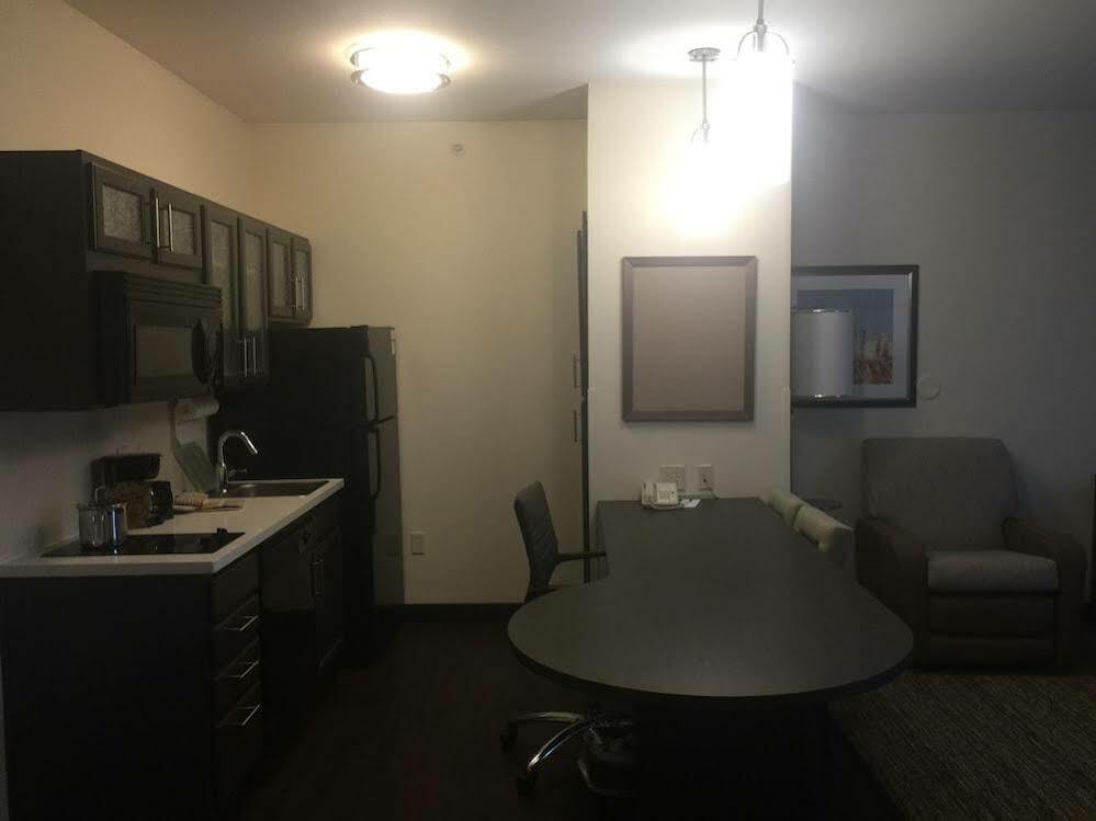 Candlewood Suites Lincoln By Ihg Extérieur photo